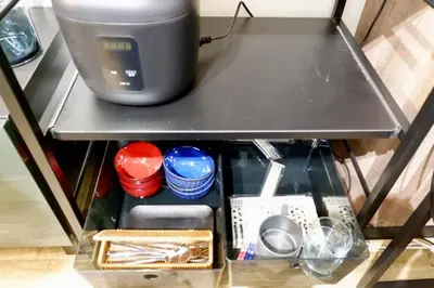 a table with a blender and other items on it at The Hotel SPACE \u4e0b\u5317\u6ca2 in Tokyo