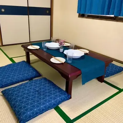 メゾン八千代102