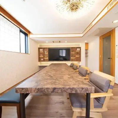 la3 hotel 新宿三階建て一軒家（屋内エレベーター付き)