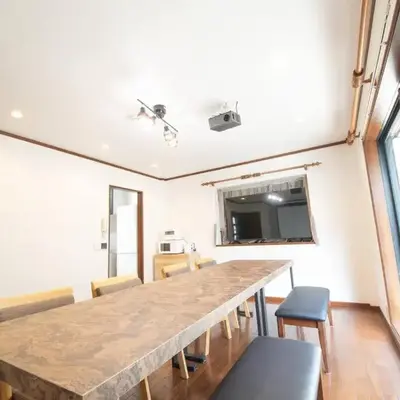 la3 hotel annex 新宿三階建て一軒家