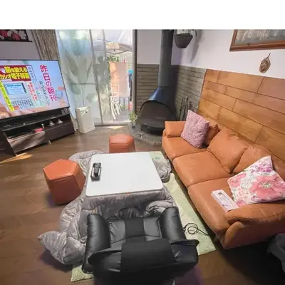 Tatami room & Living Room equipped with Multinational TV and Fire