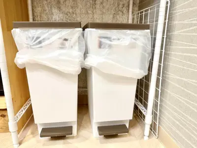 two refrigerators sitting next to each other in a room at Shinjuku center2/4mins from Shinjuku sta./Max4 in Tokyo
