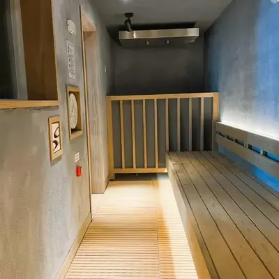 Men Only Capsule Room & Sauna