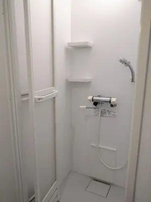 a white bathroom with a shower with a hose at Tokyo stay Hut SARI - Vacation STAY 84619v in Tokyo