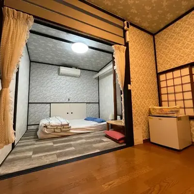 Lucky Hotel