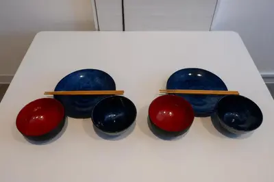 a group of blue and red balls on a table at Rento Park Shiba301 in Tokyo