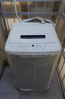 a white toaster sitting on top of a box at \u99c5\u5f92\u6b694\u5206 \u90fd\u5fc3\u306e\u5e83\u3005\u7a7a\u9593 \u5404\u968e\u8cb8\u5207 \u9280\u5ea7 \u304a\u53f0\u5834 \u8c4a\u6d32\u3059\u3050 \u7530\u753a \u4e09\u7530\u99c5\u3082\u5229\u7528\u53ef in Tokyo