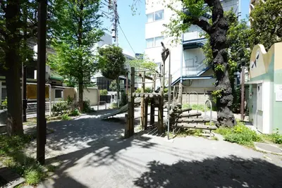 a gate in a street with a tree at Ikebukuro house with 3BR Shinjuku 5min in Tokyo