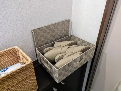 a basket with a mattress in a corner of a room at Home cruise\u843d\u5408\u5357\u9577\u5d0e in Tokyo