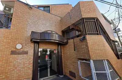 a brick building with a balcony on the side of it at \u685c\u306e\u5ddd13 \u6c60\u888b\u99c5 7\u5206 2-4\u4eba\u4e28Ikebukuro 7 minutes 2-4 people in Tokyo