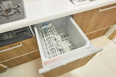 a dish washer in a dishwasher in a kitchen at K-Large balcony, Luxury 2Bedroom Condo, 101sqm,Max14 PPL,7mins walk to station, Elevator,QuiteArea in Tokyo