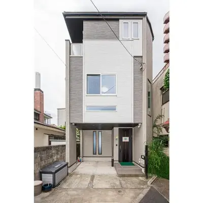 Ikebukuro Shopping Street 3BR