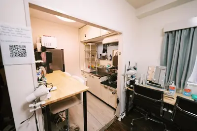 a room with a kitchen with a counter in it at Akasaka Central Hostel Roppongi Akasaka in Tokyo