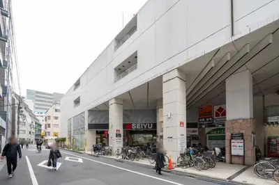 a building with a bunch of bikes parked in it at CREAL premier\u5927\u68ee\u5317 in Tokyo