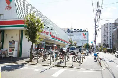 a group of bikes parked in front of a store at 東京寓 - Spacious Traditional Home & Zen Garden - For Family&Group up to 8 ppl in Tokyo