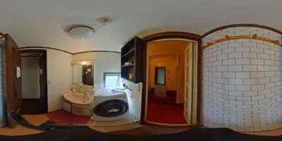 a bathroom with a tub and a sink and a toilet at \u30b2\u30b9\u30c8\u30cf\u30a6\u30b9\u6804 in Tokyo