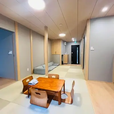 新宿6 Home