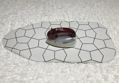 a computer mouse sitting on top of a bed at #1 \u65b0\u5bbf\u307e\u30672\u5206! \u6e05\u6f54\u3067\u5b89\u5168\u306a\u90e8\u5c4b! WiFi\u7121\u6599! in Tokyo
