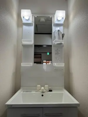a kitchen with a sink in a room at Style Lab\u304a\u82b1\u8336\u5c4b2 in Tokyo