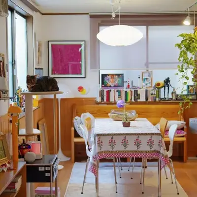Artful Cats house