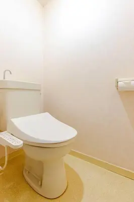 a bathroom with a white toilet in a room at \u7acb\u77f35\u4e01\u76eem402 in Tokyo