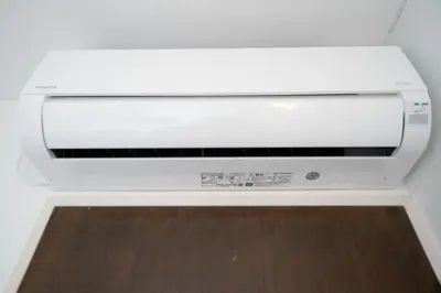 a white microwave oven sitting in a room at Jarudan Building 2F - Vacation STAY 17316 in Tokyo