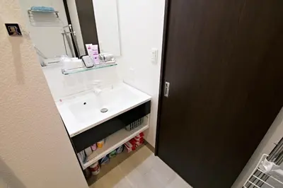 a bathroom with a sink and a mirror at The Masters Stay Room 302 - Vacation STAY 06093v in Tokyo