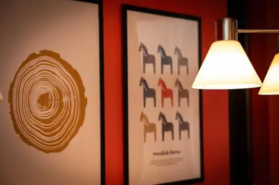 a picture and a lamp and a picture of a tree at \u677e\u304c\u8c37\u30a2\u30d1\u30fc\u30c8\u30e1\u30f3\u30c8301 in Tokyo