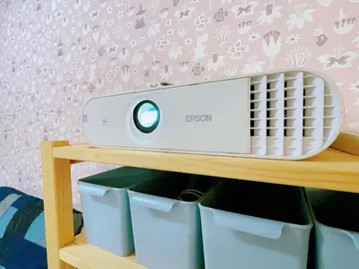 a white router sitting on top of a shelf at 25平米1Floor studio Max 4P 上北沢sta 3mins Akira&chacha guest home in Tokyo
