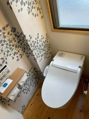 a small bathroom with a toilet and a window at Business Hotel Crescent - Vacation STAY 49950v in Tokyo