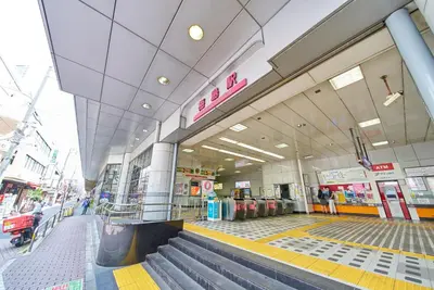 a store front of a shopping mall with people in it at Belmont 303 3min to Station Easy Access Ueno Asakusa Skytree Sleeps 4 in Tokyo