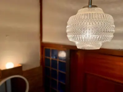 a white chandelier hanging from the ceiling at Push house Urayasu - Vacation STAY 18038 in Tokyo