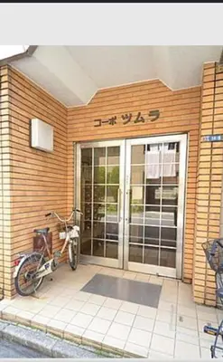 a motorcycle parked in front of a building at Skytree Residence \u9326\u7cf8\u753a \u99c5\u304b\u3089600M\u5f92\u6b698\u5206 in Tokyo