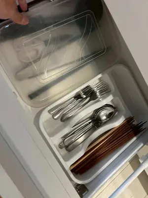 a drawer with silver utensils in it at \u30ea\u30d6\u30b7\u30c6\u30a3\u9326\u7cf8\u753a\u53c2\u756a\u9928\u4e0a\u5c64\u968e\u773a\u671b\u826f\u597d\u5317\u6b27\u30eb\u30fc\u30e0, Akihabara 6mins, Tokyo 8 mins, Direct to Narita Airport \u6210\u7530\u7a7a\u6e2f\u76f4\u9054 in Tokyo