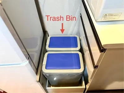 a train bin with two seats in an airplane at NC-302Yamanote Line shinjuku \u9ad8\u7530\u99ac\u5834 5mins walk Hostel! \u9ad8\u901fWi-fi! Waseda in Tokyo