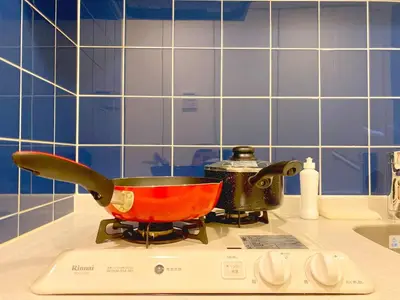 a pot and a bowl on a stove in a kitchen at Pangoo Shinagawa Room 202 - Vacation STAY 98591v in Tokyo