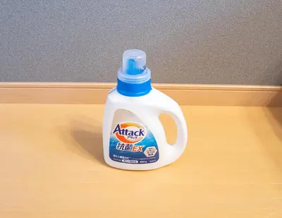 a bottle ofadobeadobe bleach sitting on a table at Cozy Vintage Studio Asakusa Skytree Ueno Akihabara in Tokyo