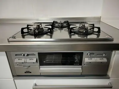 a stove top oven in a kitchen at KILN-torigoe2chome INN in Tokyo
