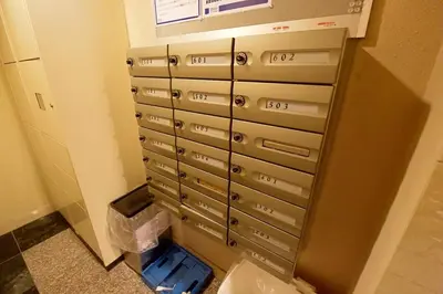 a bunch of lockers in a room with a wall at BAi\u6b4c\u821e\u4f0e\u753a2\u4e01\u76ee in Tokyo