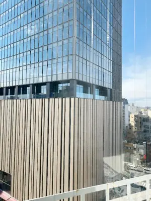 a tall building with a lot of windows at Ikebukuro center#\u6c60\u888b\u4e2d\u5fc3#\u9ad8\u7ea7\u9633\u5149\u516c\u5bd3\u8f66\u7ad9\u6b65\u884c5\u5206#\u9ad8\u901fwifi#\u667a\u80fd\u9a6c\u6876\u5e72\u6e7f\u5206\u79bb1201 in Tokyo