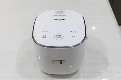 a white appliance sitting on a white table at Y's INN 駒込 110T in Tokyo