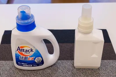 a jug of milk and a bottle of bleach at \u697d\u9038\u30b0\u30eb\u30fc\u30d7 \u9ad8\u7530\u99ac\u5834 114t in Tokyo