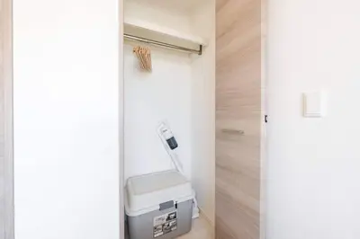 a room with a washer and dryer in a room at House hotel EKODA 1F 3F HE1131 in Tokyo