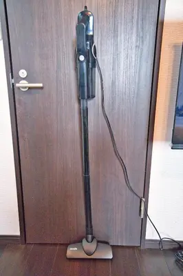 a phone is standing next to a door at Ikebukuro 10min Kanamecho 9min Max 2 NVF101 in Tokyo