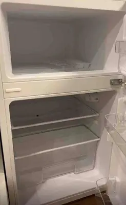 a white refrigerator with its door open with its empty shelves at 41\u89c2\u666f\u9633\u53f0\u623f \u5927\u7a7a\u95f4\u536b\u6d74\u53a8\u623f \u6d17\u8863\u673a \u8f66\u7ad9\u6b65\u884c3\u5206\u949f \u4e0a\u91ce \u6d89\u8c37 \u8fea\u58eb\u5c3c \u673a\u573a \u5750\u8f66\u76f4\u8fbe in Tokyo