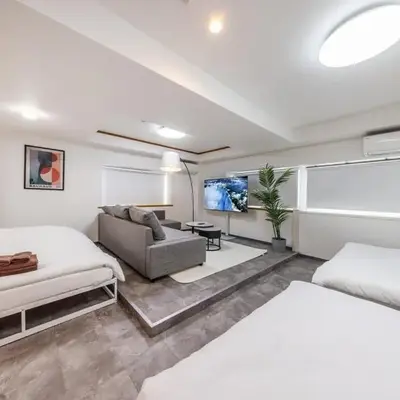 R301-Shinjuku 13 min Maximum 8 people 60 sqm Roppongi