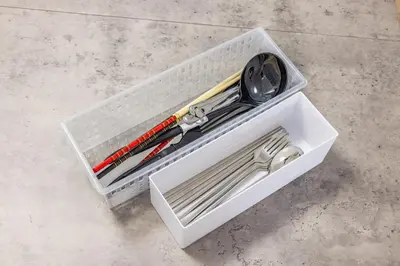 a white plastic drawer with some tools in it at R401-Shinjuku 13 minutes Maximum 4 people 30 square meters Full renovation Roppongi and Tsukiji direct access Family group best 7 minutes from Ochiai Minami-Nagasaki Station in Tokyo