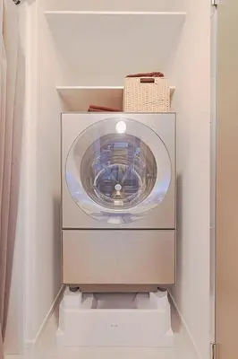 a bathroom with a washer and dryer in a room at V Close to Shinjuku Kabukicho Korean Town FrWIFI M in Tokyo