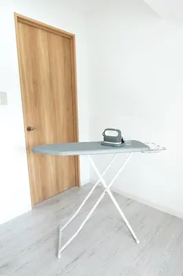 a table in front of a door at 70 \u5e73\u65b9 - \u5927\u4e45\u4fdd - \u65b0\u5bbf 1 \u7ad9\u5730 - Ikeman St - \u6b4c\u821e\u4f0e\u753a - 2 \u6d74\u5ba4 2 \u536b\u751f\u95f4 in Tokyo