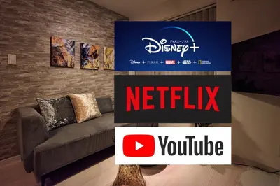 a rendering of a netflix sign in a living room at LUXU Urban Shinjuku - 4min to Shinjuku, 10min to Shibuya in Tokyo